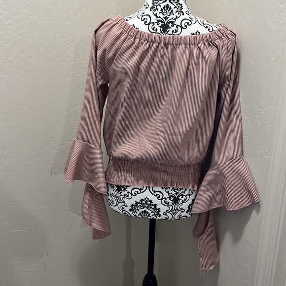 Romwe top - Picture 3 of 3